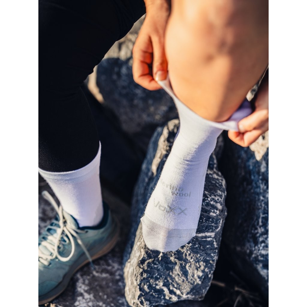 Thin merino socks OPTIMUS with silver ions WHITE VoXX 124016 L-11
