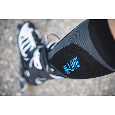IN-LINE black and blue sports knee socks