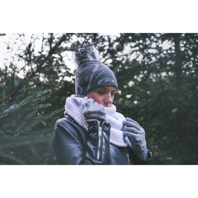 CAMPO women's knitted hat with lurex and pompom GREY